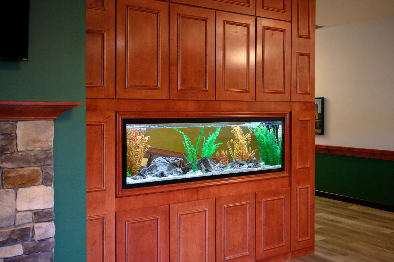 Aquarium lounge